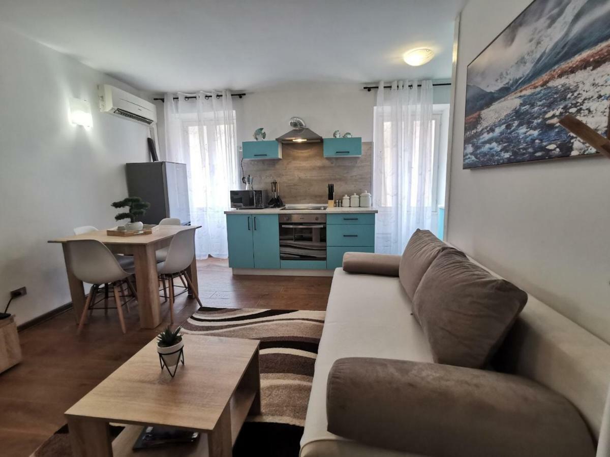A Charming One-Bedroom Apartment In The Heart Of 'Rovinj' Eksteriør bilde