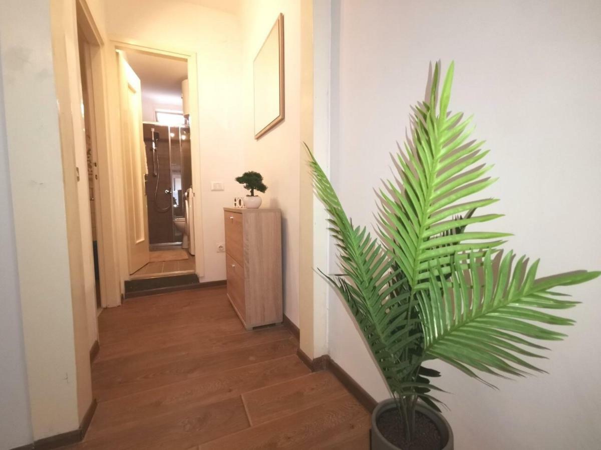 A Charming One-Bedroom Apartment In The Heart Of 'Rovinj' Eksteriør bilde